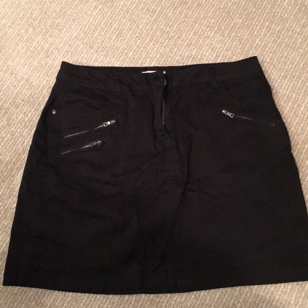 Black skirt